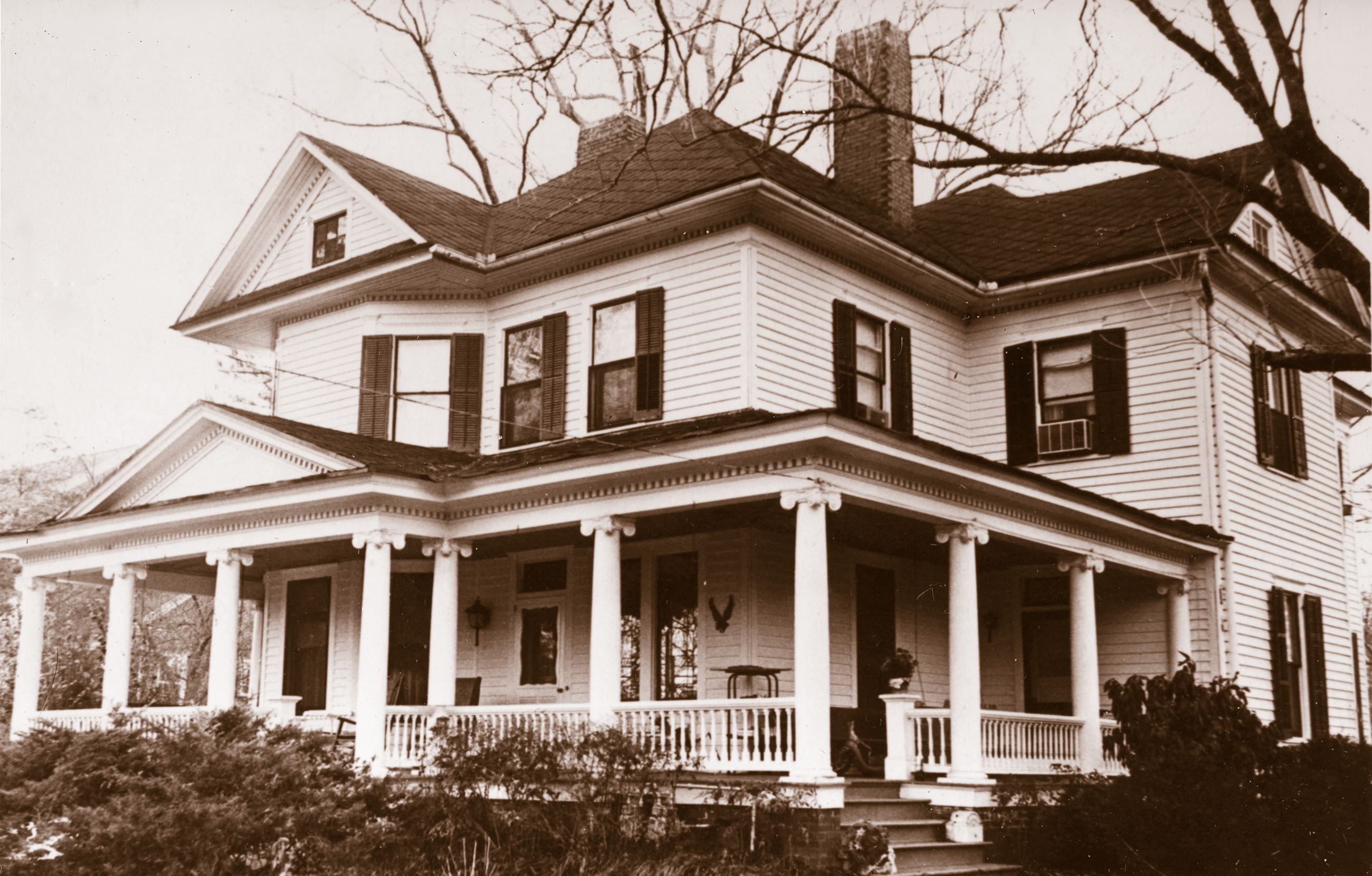 Simpson House at 39 Thrasher Street